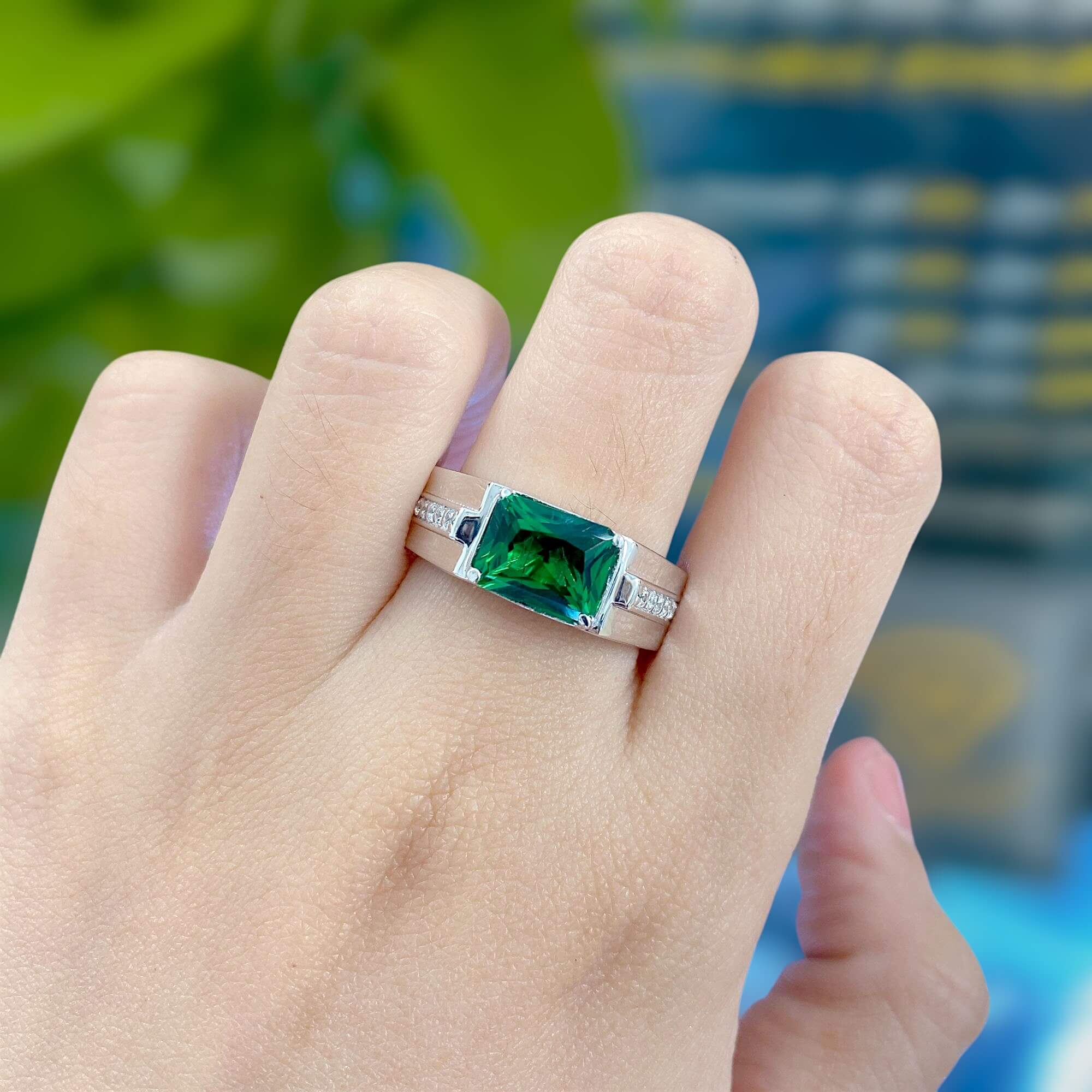 Nhẫn Đá Quý – Vòng Tròn Bất Diệt Của Giá Trị