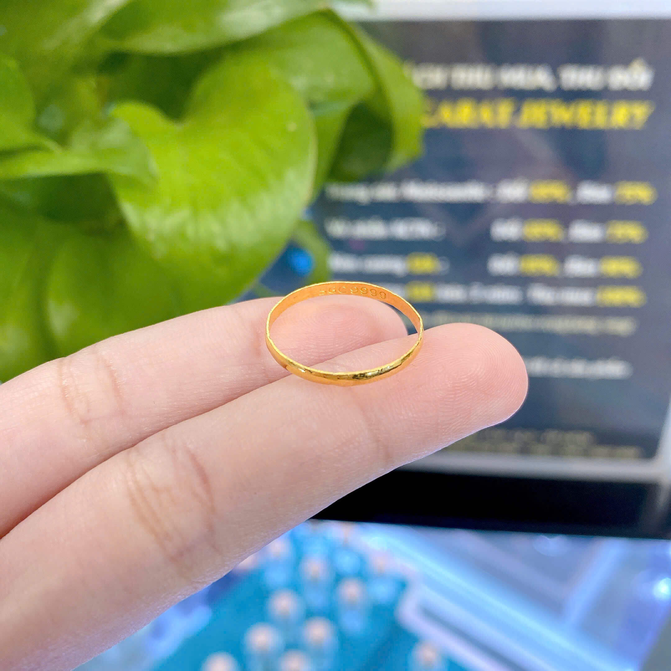 Vàng 24k Có Bị Xỉn Màu Không? Giải Mã Sự Thật