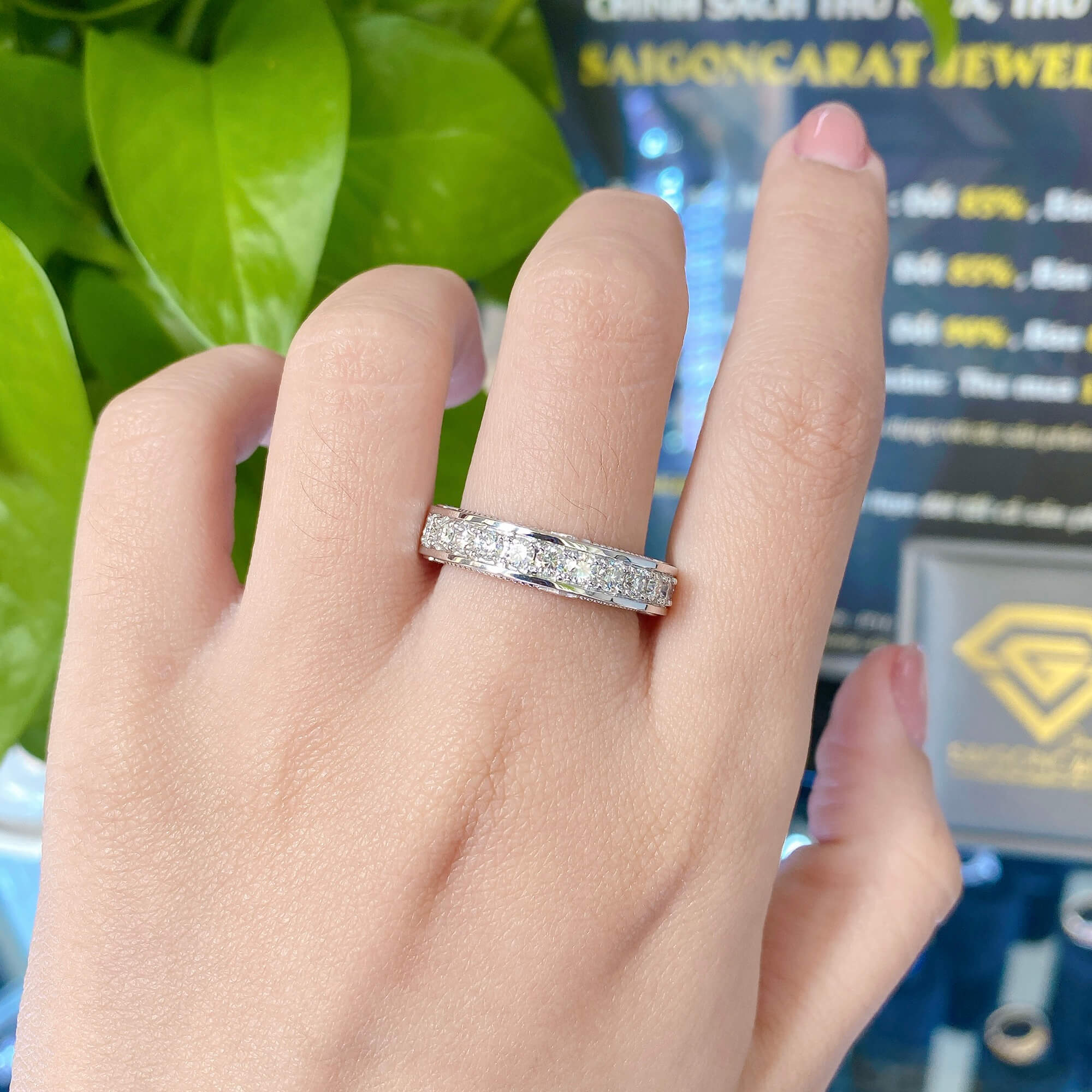 Mua Trang Sức Ở Sài Gòn – Khi Vẻ Đẹp Giao Thoa