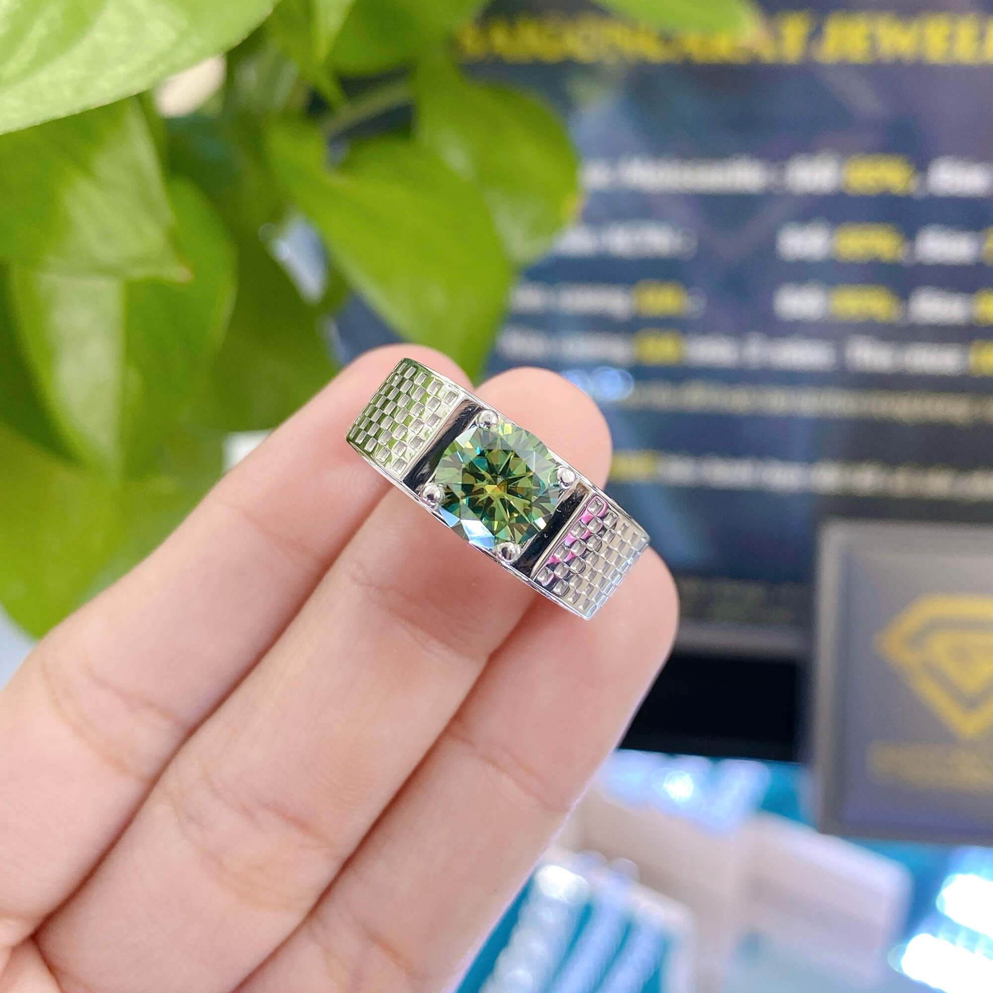Tiệm Trang Sức Tại Tp.HCM – Vẻ Đẹp Tinh Tế Giữa Phồn Hoa Đô Thị