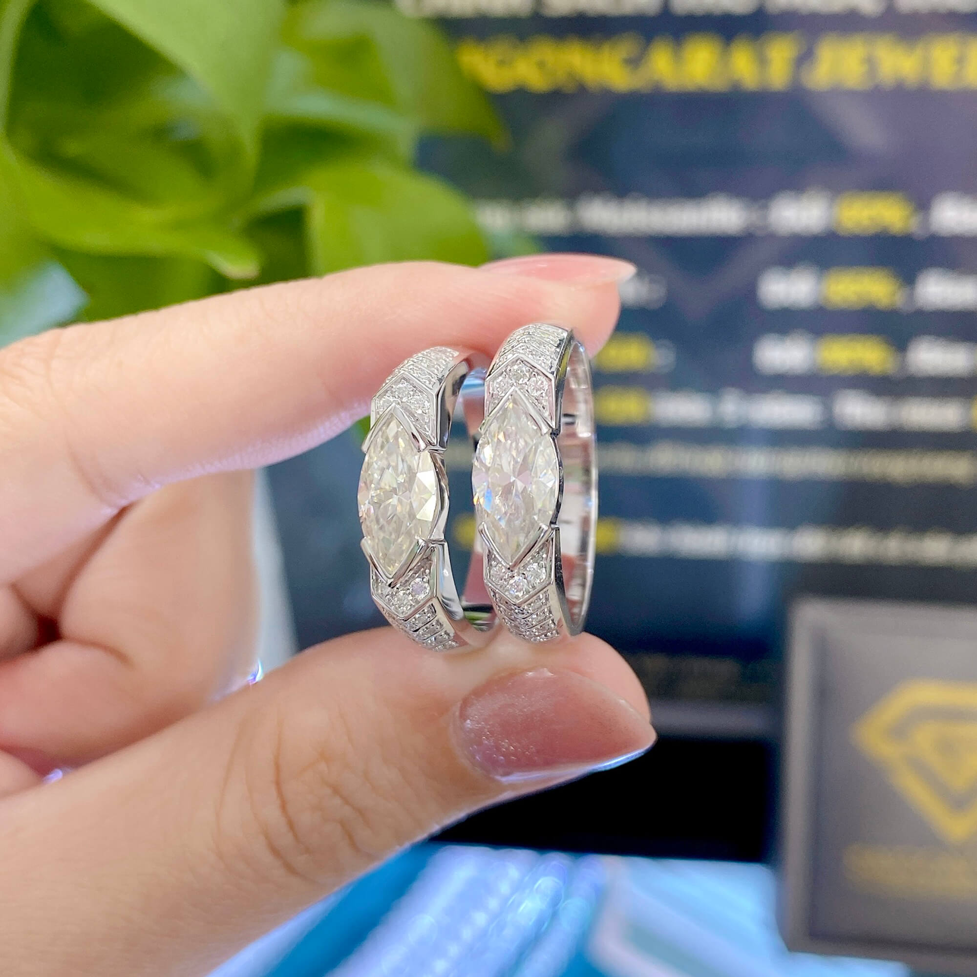 Bộ Trang Sức Đơn Giản – Nét Đẹp Của Sự Tinh Tế
