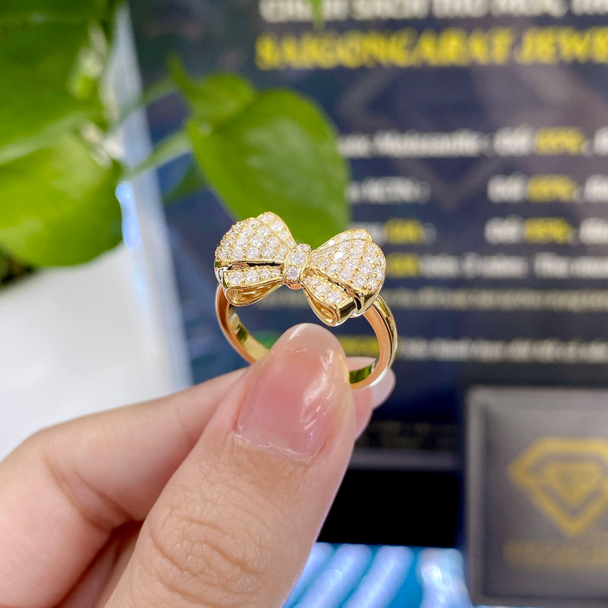 Shop Phụ Kiện Trang Sức Nữ: Nơi Vẻ Đẹp Và Cá Tính Hội Tụ