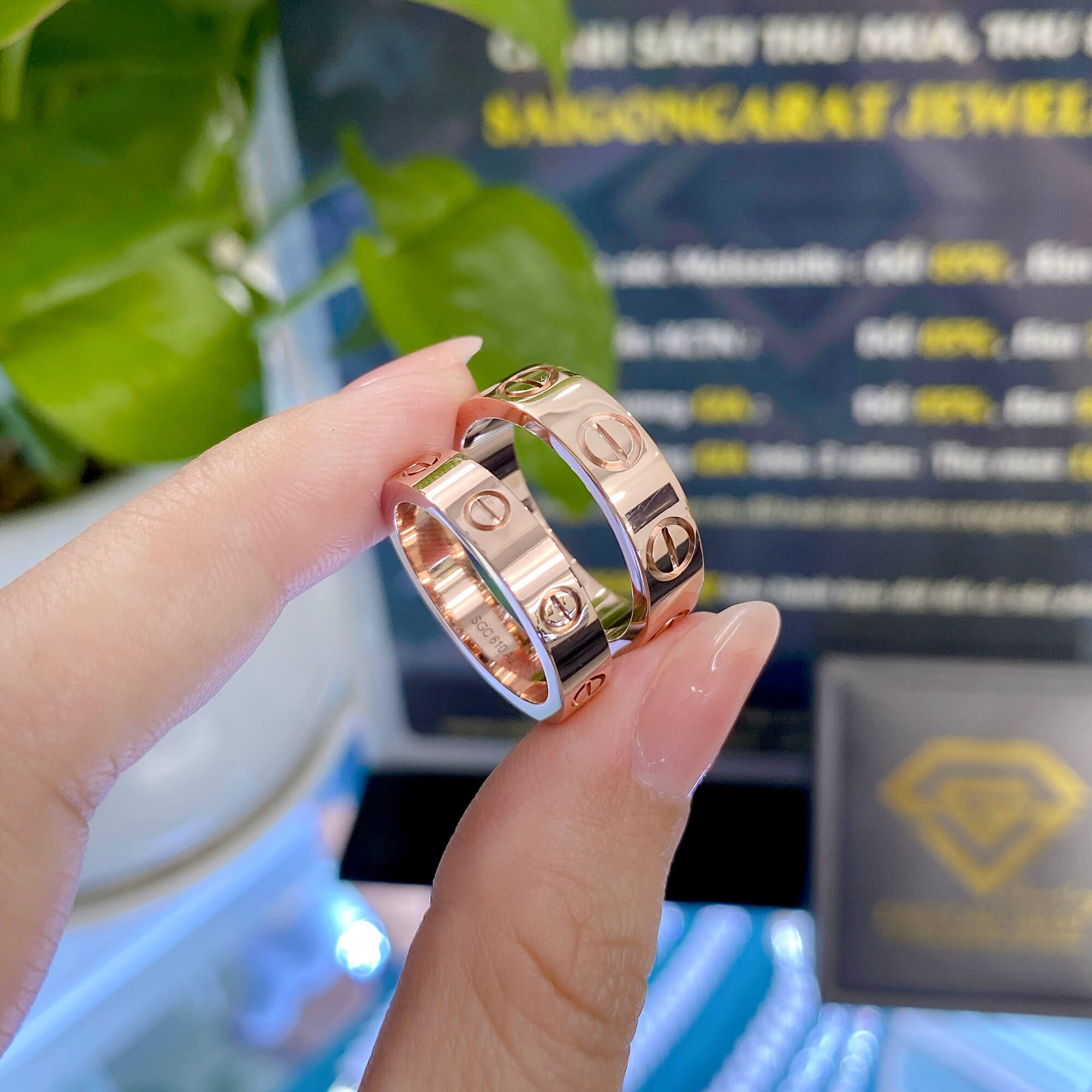 Trang Sức Handmade Và Trang Sức Công Nghiệp: Nên Chọn Loại Nào?